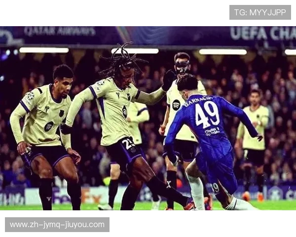 再现2012欧冠巴萨与切尔西的对抗与裁判争议焦点